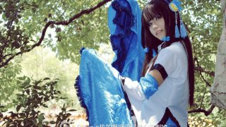 剑网三。咩萝破军同人洋装 出镜：Kanin是個兎仔