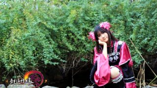 剑侠情缘网络版叁 万花蚩灵套 出镜：落小翎,小囧