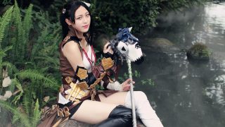 丐帮定国成女-笑舞狂歌五十年 花中行乐酒中眠 出镜：coser陛夏
