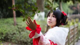 阳春三月不见君 出镜：芊墨墨