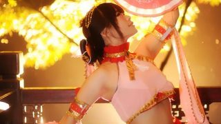 南皇秀萝 出镜：一个会滚的球