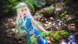 林花著雨燕支湿，水荇牵风翠带长 出镜：猫爪子