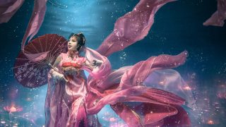 西子湖畔西子情，楼外楼中雨霖铃