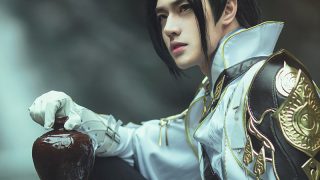 云光仗剑风傲骨，意气一生残雪痕。 生死天涯旧颜换，坐忘乾坤忆几程。出镜：-不涮火锅怎么算活过-