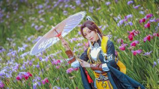 秀水灵山隐剑踪，不闻江湖铸青锋。 逍遥此身君子意，一壶温酒向长空。出镜：lucky土豆君