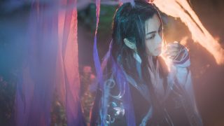 花开生两面，人生佛魔间。 浮生若骄狂，何以安流年？出镜：小玖喵喵喵