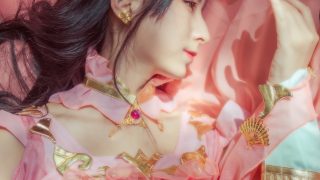 一念成佛 一念成魔 三千世界 众生皆此 出镜：这里有块知世