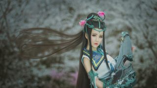 儒门有志羁风雨，失鹿山河散若星。出镜：RumiNeely