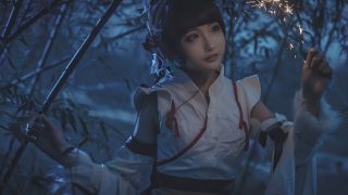 【笑醉狂言酒中仙，我意逍遥烟雨行。】出镜：怪西酱