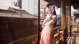 七秀成女 出镜： 沫沫kimi