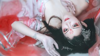 七秀 出镜： 月流影