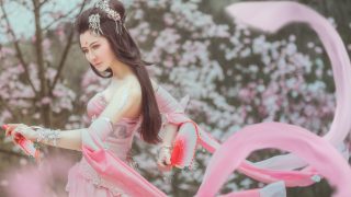 秦风秀秀 出镜： 莫云疏