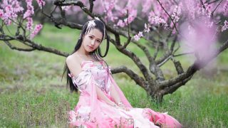 七秀 出镜： 折西西Jersey