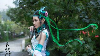 入门琴娘 出镜： 竹青