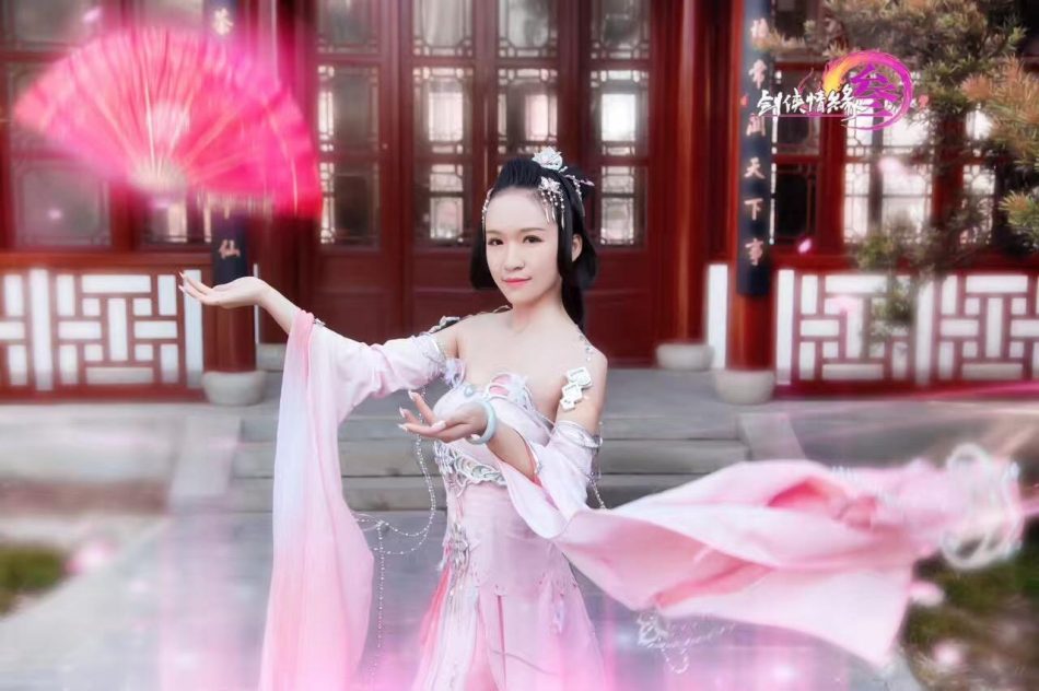 213b2430611d11e89a27ff7e52e13700