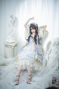LOLITA装扮 出镜：萦夜yoru
