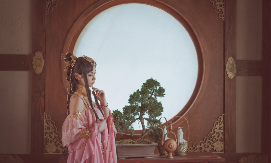 驰冥七秀 出镜：本少少女心