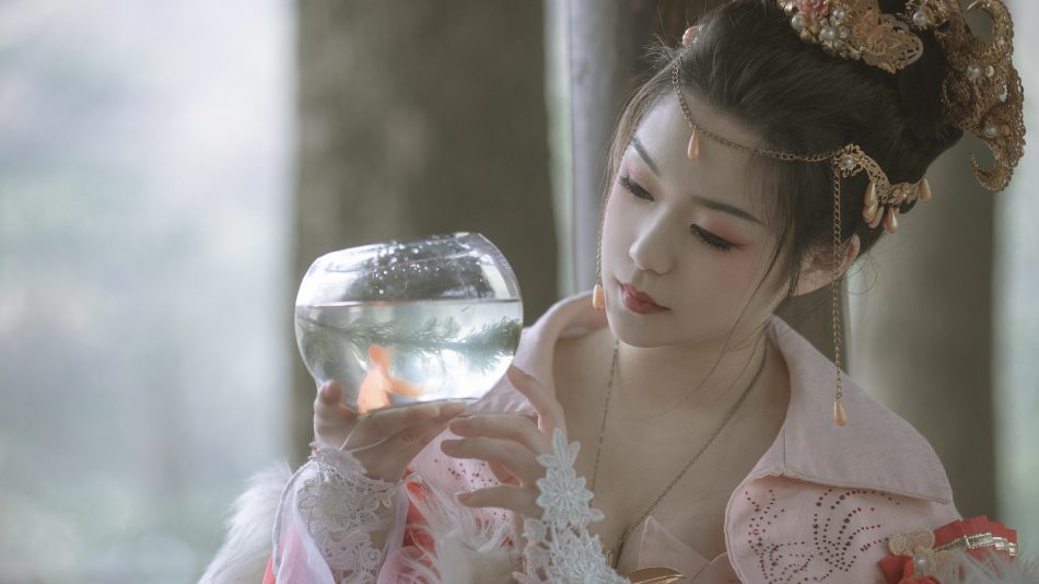 7025929417167739936-10