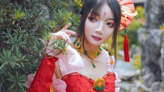 剑网三cos溪雨秀姐 出镜：开拖拉机的马猴烧酒