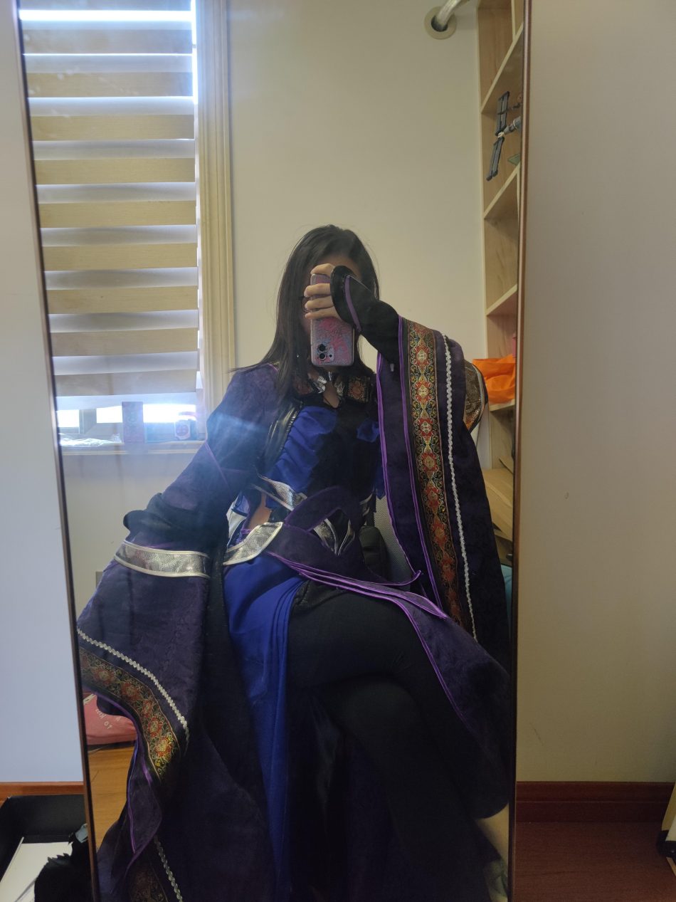 7040457811259563022-0