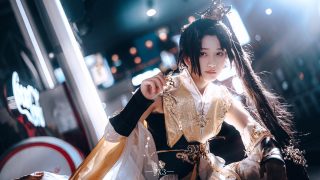 晓天叽萝 出镜：头头头