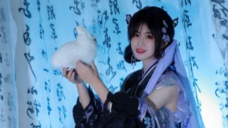 花萝萝cos 出镜：千冉冉冉冉