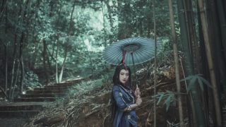 剑网三cos纯阳成女 出镜：屋顶上的球球