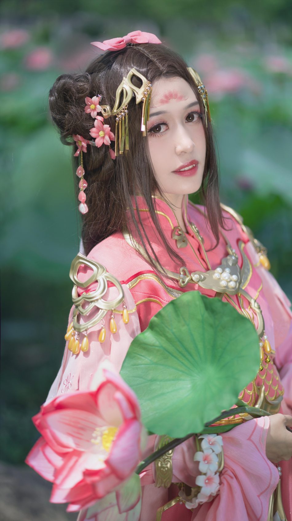 6836313999672344839-1