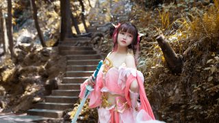 剑网三驰冥秀萝COS 出镜：藏剑哲舒小师妹biubiu