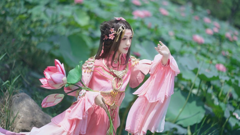 6836313999672344839-6