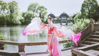 剑网三cos 破虏七秀成女 出镜：忆雪幽幽