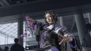 剑网三COS燕云花姐 出镜：阿景是吃货