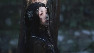 蹲个一起拍片的姐妹！坐标杭州 出镜：千年韭菜精