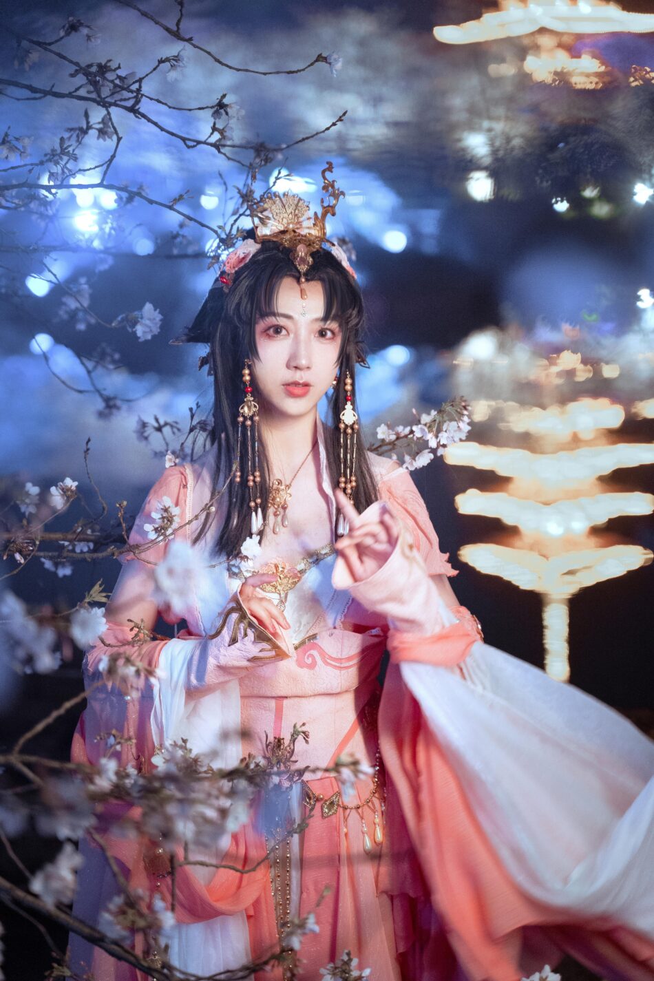 7141715586056199175-3