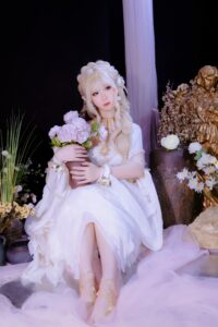 爱奥尼娅Lolita正片 出镜：映月夜空