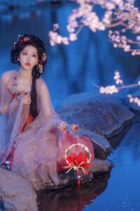 汉服预告 出镜：婧子君今天不在_