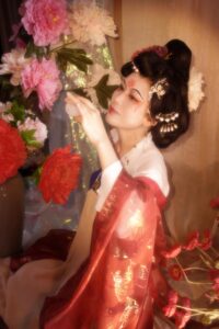 岁月从不败美人 出镜：猫笑笑_qq