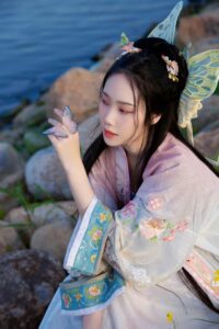 绿意阑珊处，春去夏来 出镜：一颗糖果也很甜