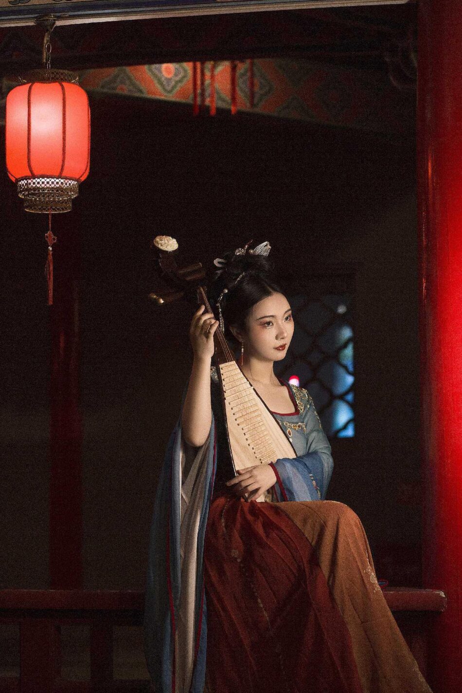 7231218282974420001-2