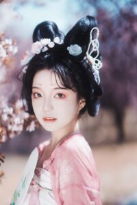 汉服小姐姐 出镜：杏仁核桃可露露