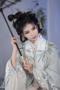 汉服潇湘玉人成片 出镜：咸鱼就是我233