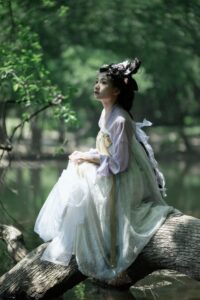 汉服互免约拍 出镜：东辰辰子