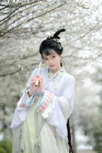 汉服 出镜：蛋挞小池